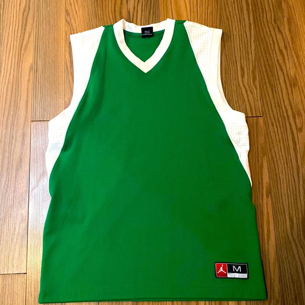 Jordan Brand Jersey Medium Sz